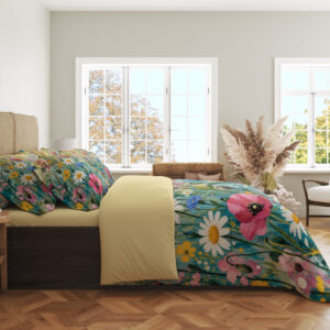 Sunwash Daisy Meadow Bedding Set - side view with matching pillowcases